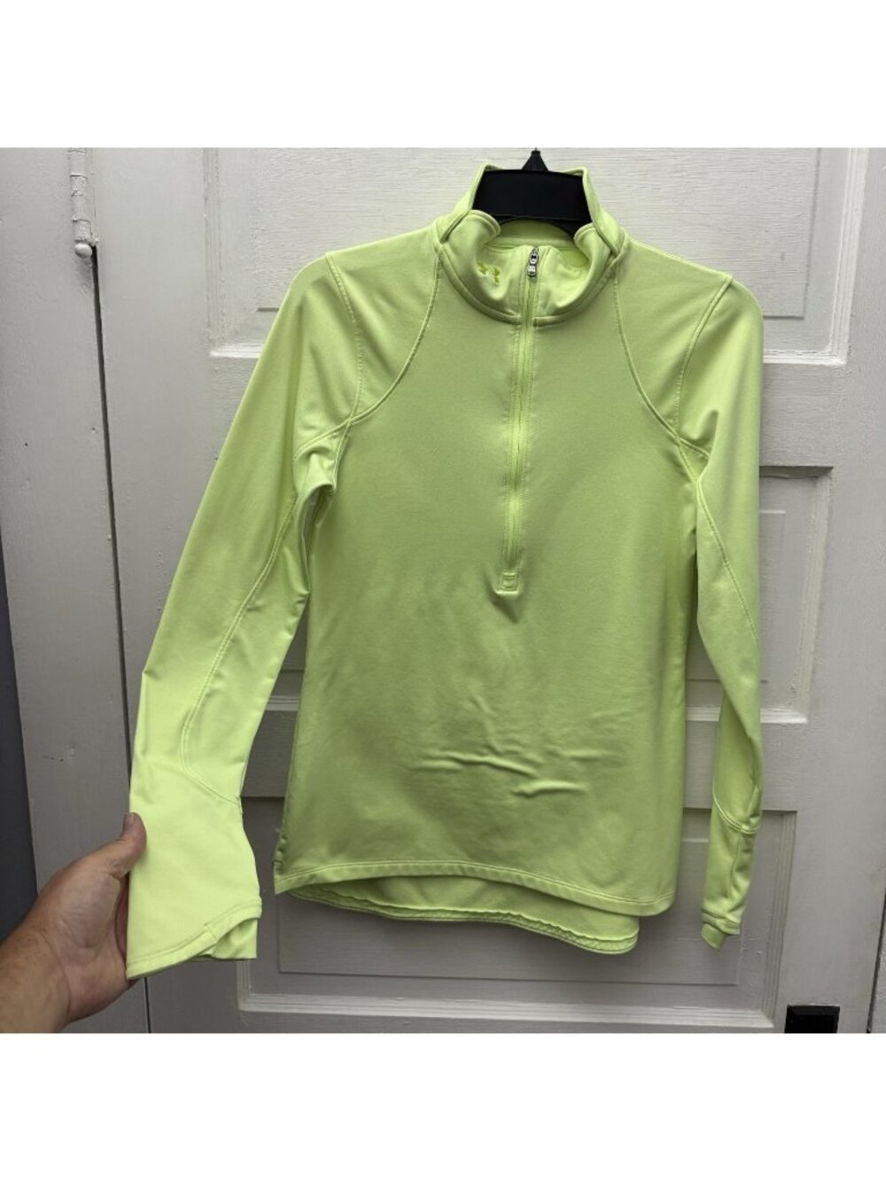 Under Armour ColdGear Fitted 1/4 Zip Pullover Top Neon Yellow Small Running